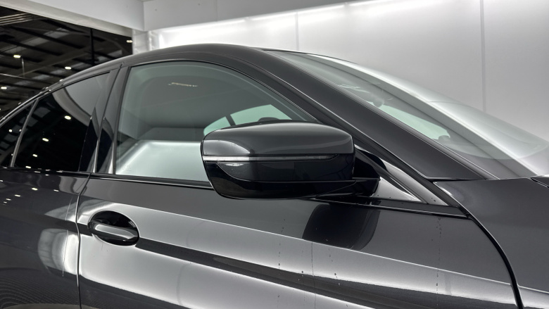 BMW 5 Series 530e M Sport 4dr Auto Saloon